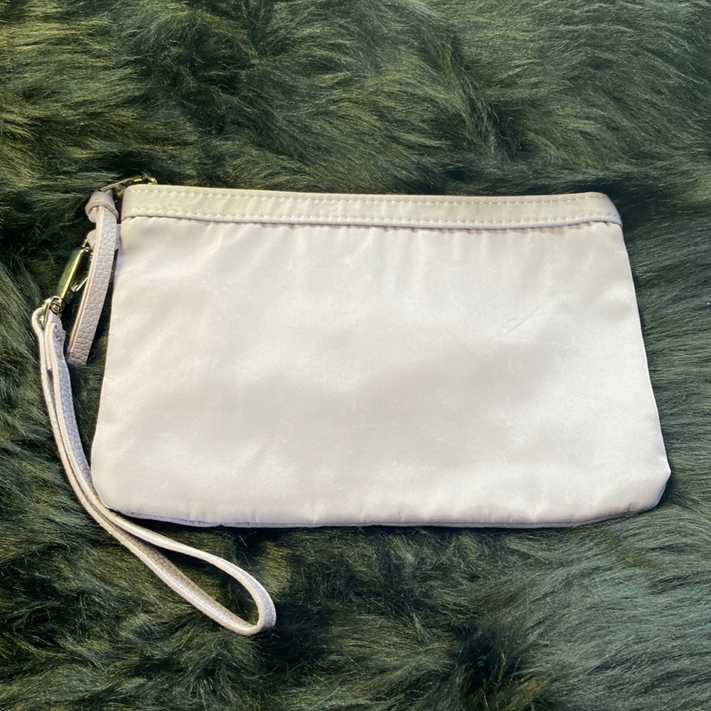 Lavender accessory bag‎